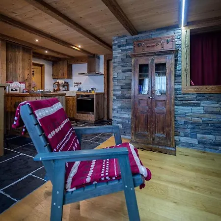 Le Vatzerou Apartment