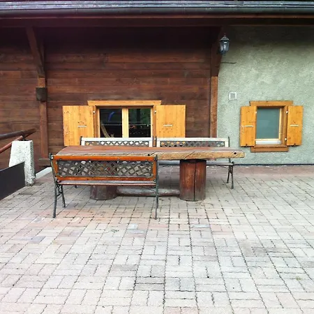 Le Vatzerou Apartment *